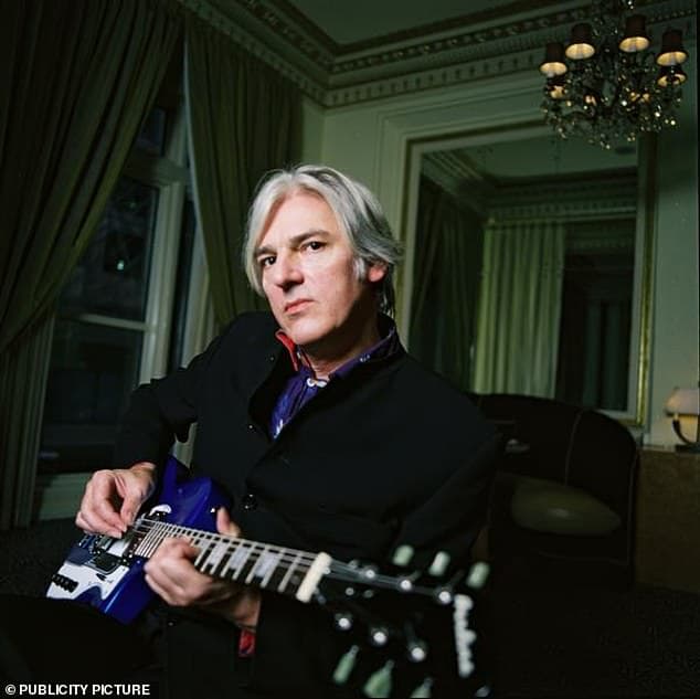 Robyn Hitchcock