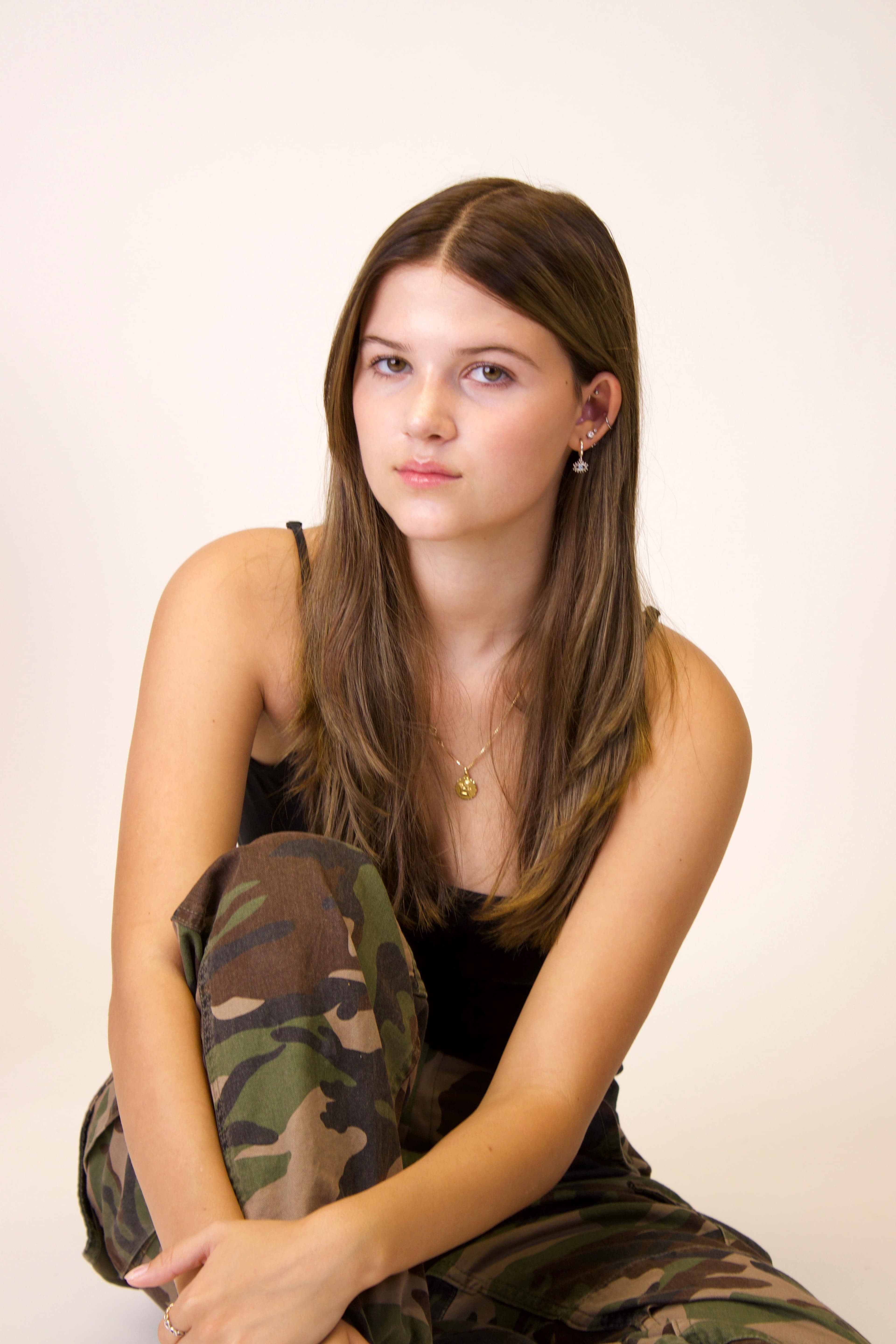 Satine Scarlett Montaz