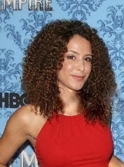 Yvonne Maria Schäfer