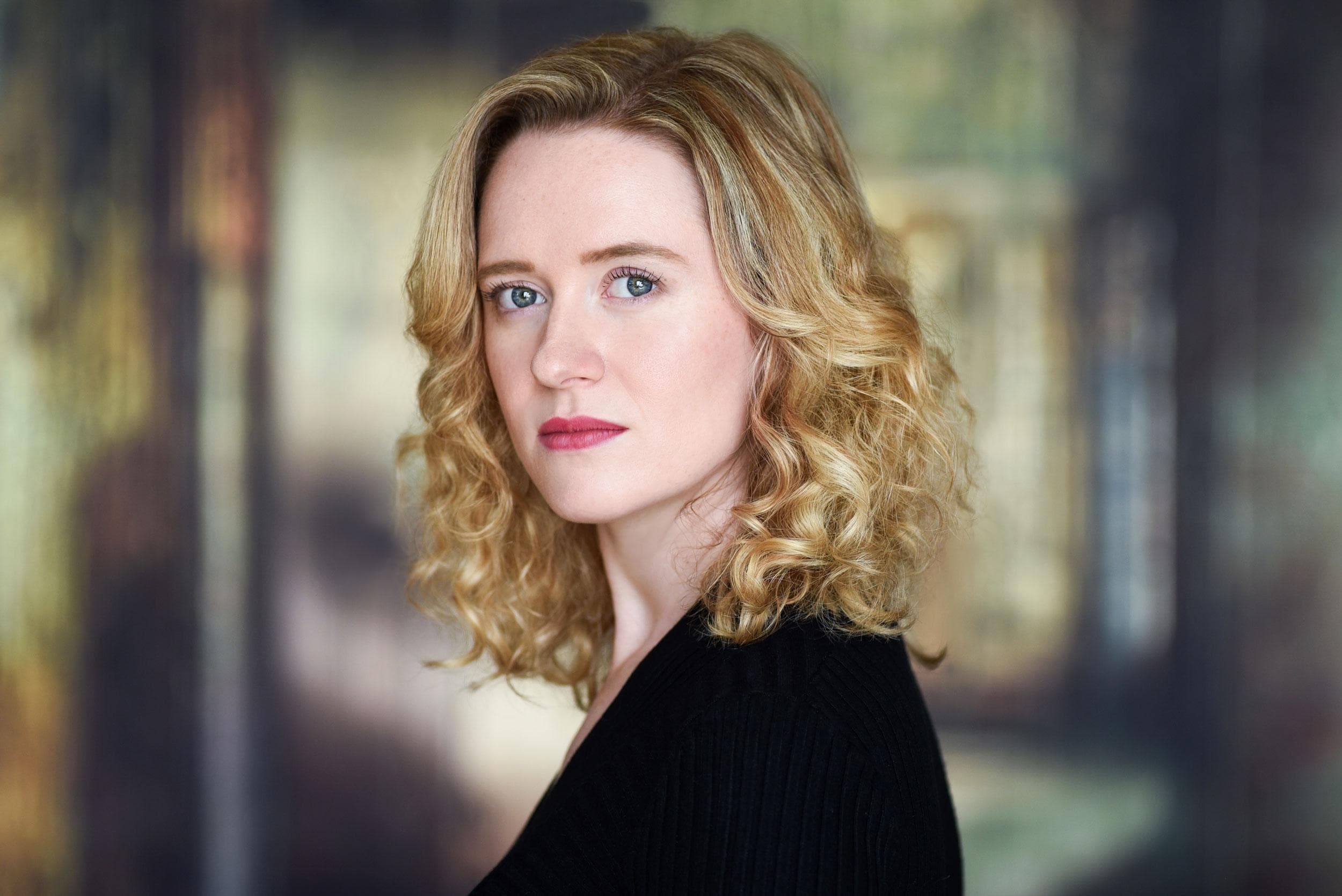 Lindsay Rolland-Mills