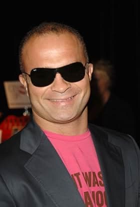 Tie Domi