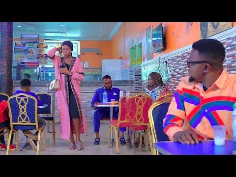 Je lai rencontré au bar comme serveuse sais pas je finirais par tomber amoureux delle-film nigeria