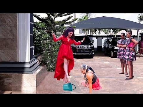 Elle Ne Sait Pas La Fille Elle Maltraite est La Vraie Princesse Du Royaume Agir Comme Une Servante