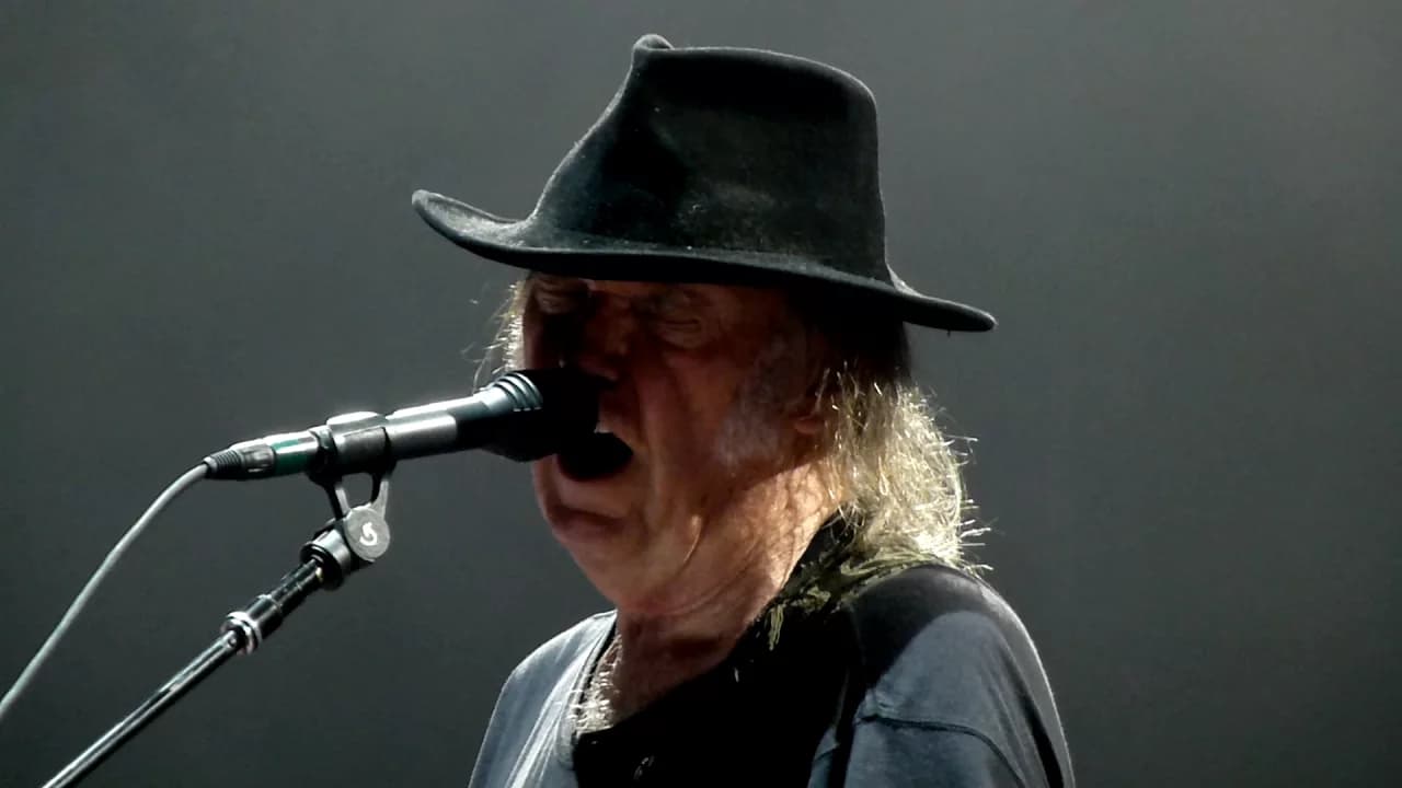 Neil Young - Rockin' In The Free World - Accor Hotel Arena Paris 2016