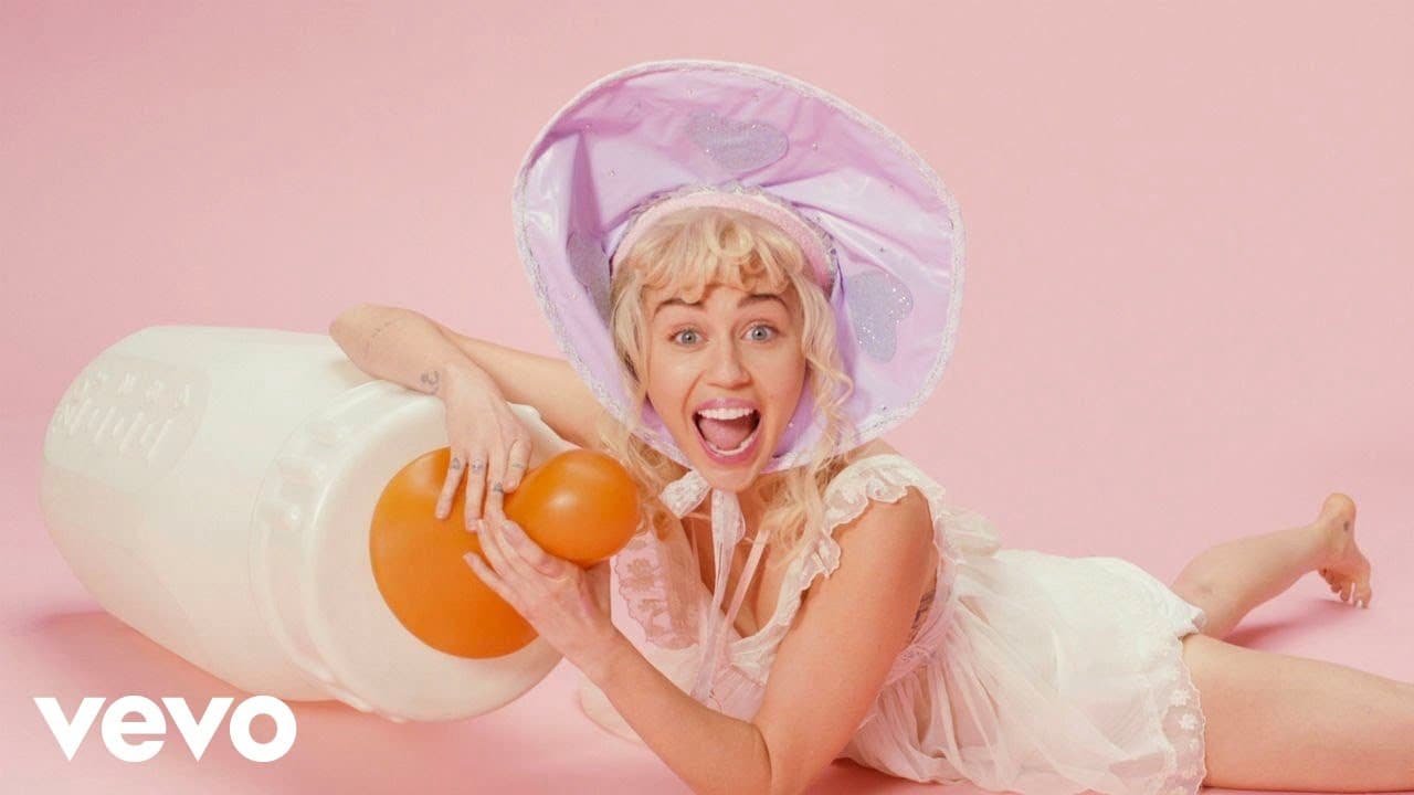 Miley Cyrus - BB Talk