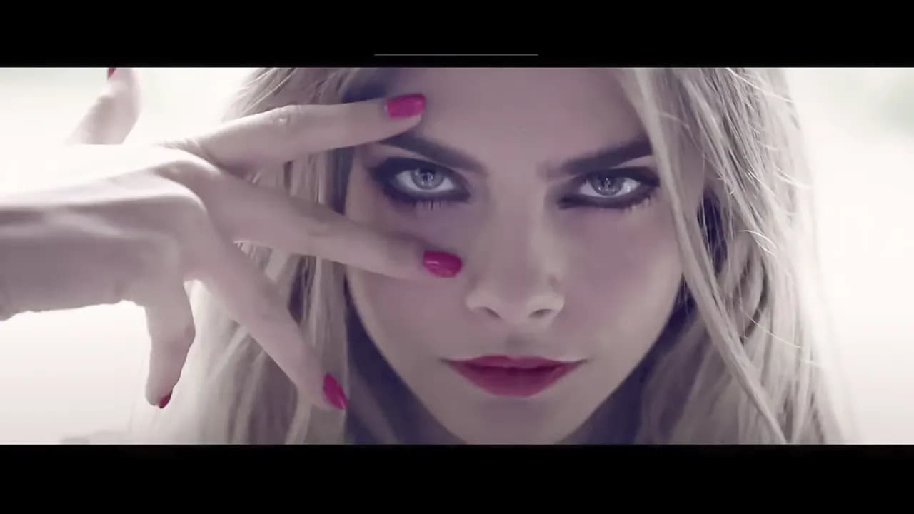 Lady Gaga - Donatella