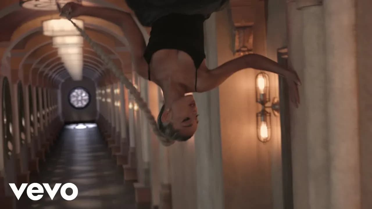 Ariana Grande - no tears left to cry (Official Video)