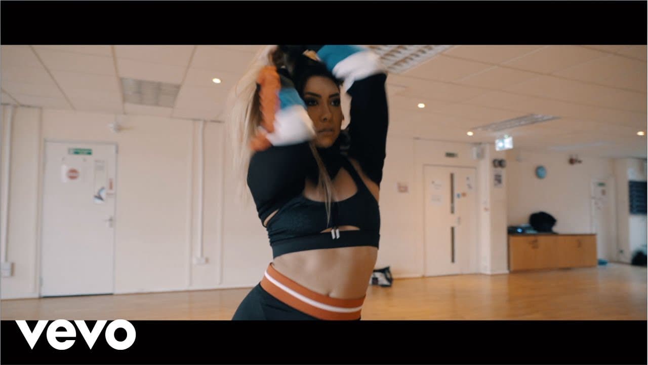 Joel Corry - Fallen (feat. Hayley May)