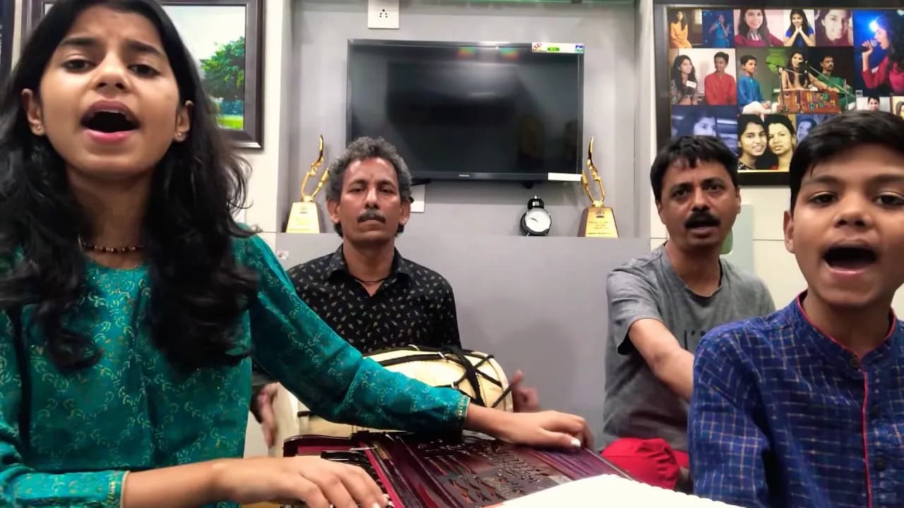 Govind hare gopal hare by Maithili Thakur, Radhe Shyam Ghodiwal ji, Ayachi, Ramesh Thakur ji