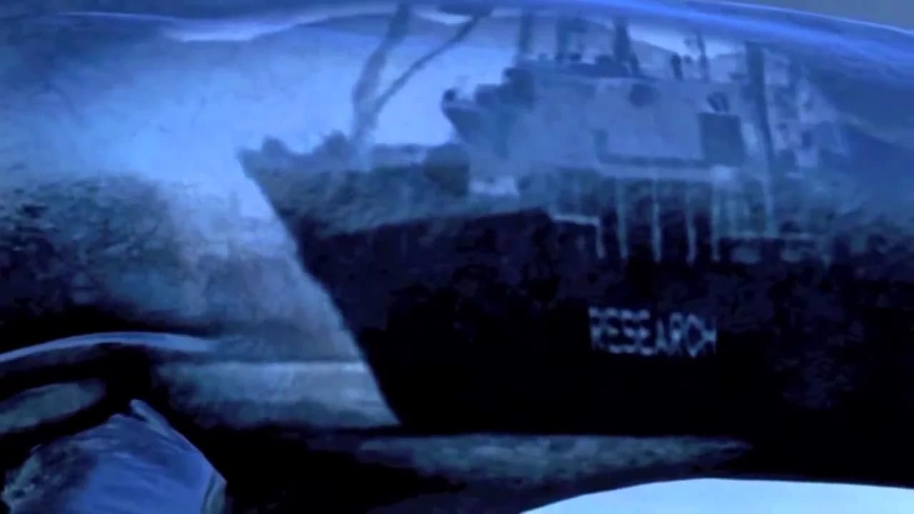 Alt-J (∆) "Bloodflood"