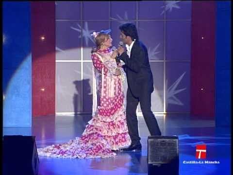 Rocio Jurado y Chayanne - Me ha dicho la luna