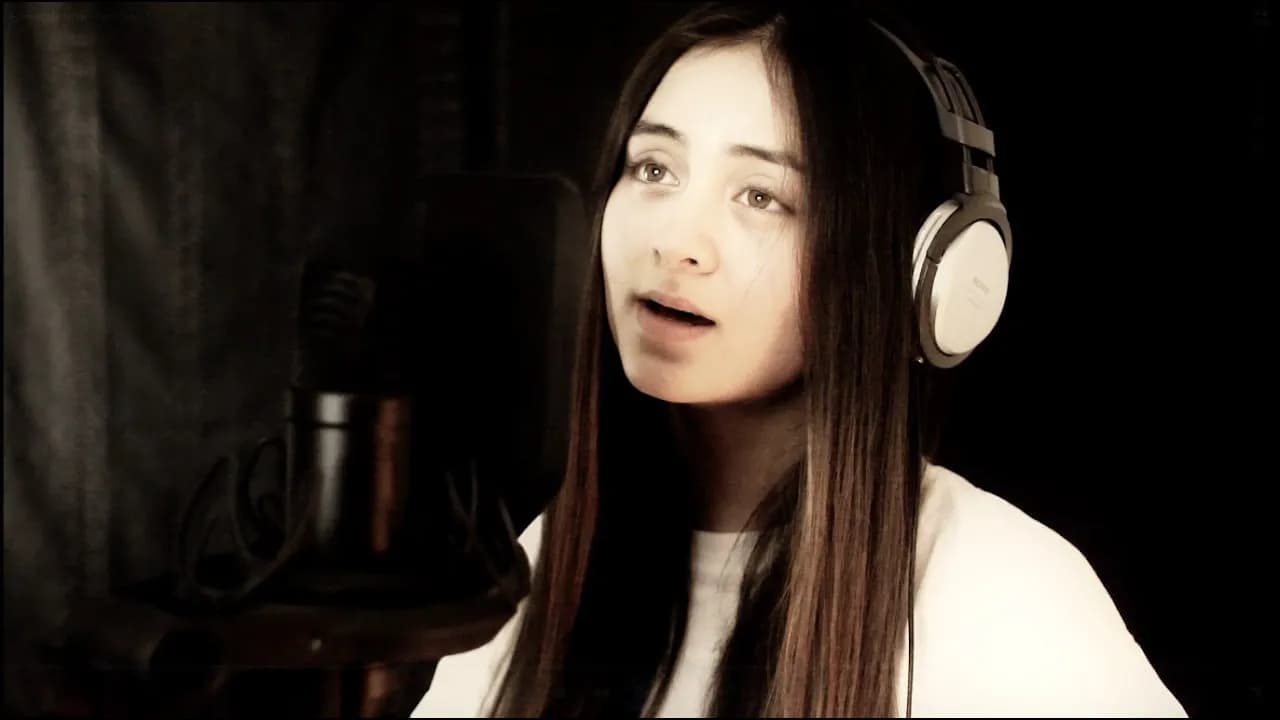 Everybody Hurts - R.E.M. (Cover By Jasmine Thompson)