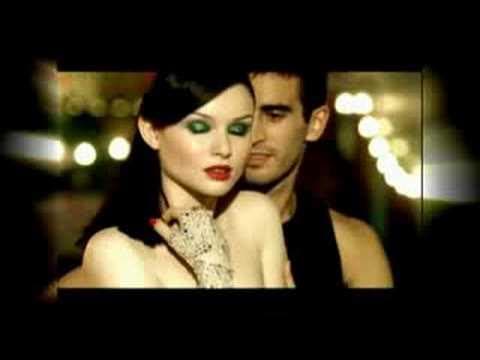 Sophie Ellis Bextor - Murder On The Dance Floor
