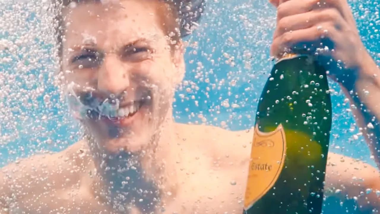 alt-J - Left Hand Free (Official Video) 2