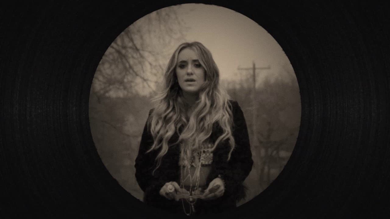 Lainey Wilson - Rolling Stone (Visualizer)