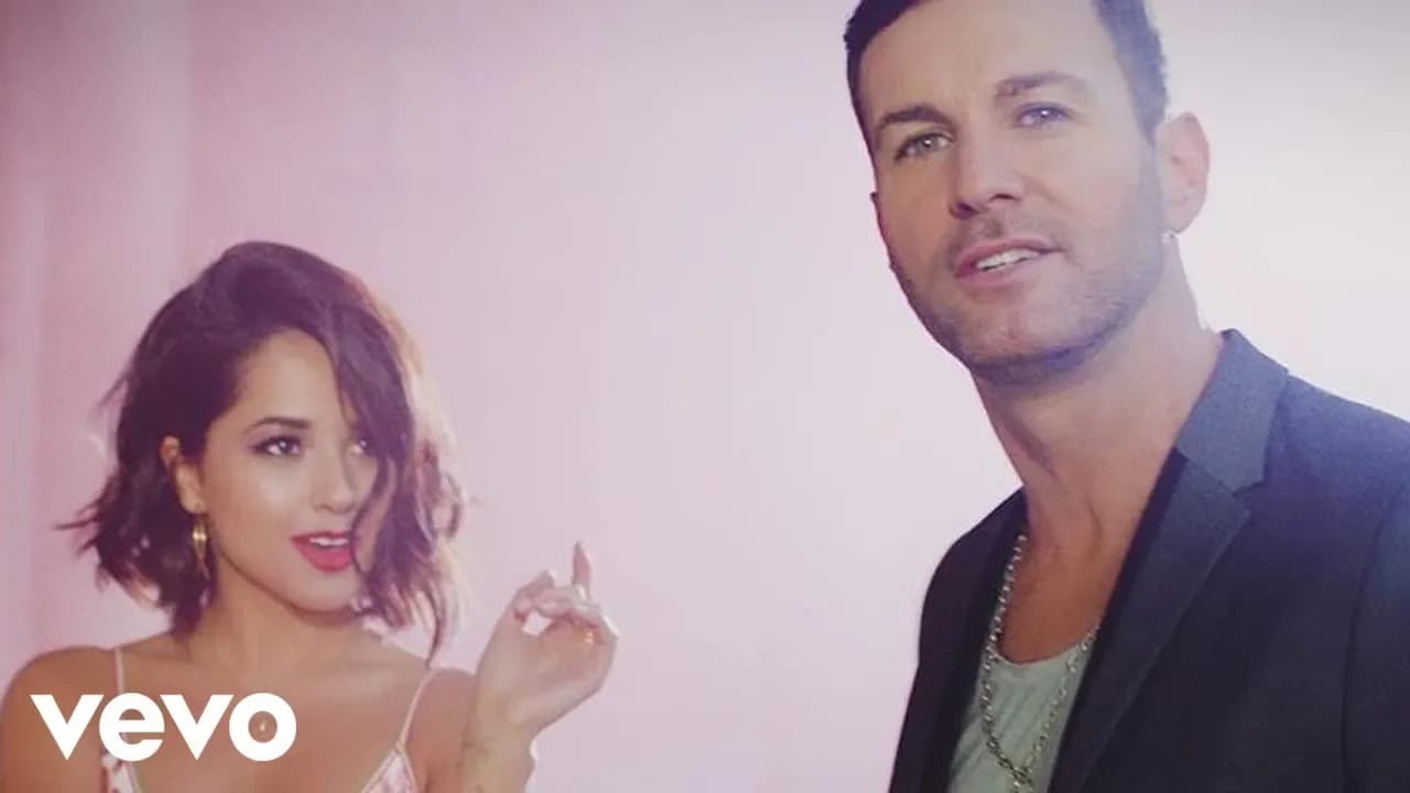 Axel - Que Nos Animemos (Video Oficial) ft. Becky G