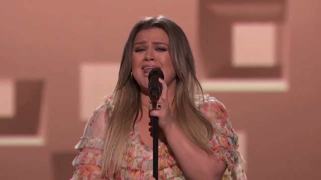 Kelly Clarkson's #KCHonors performance of "The Dance" for Garth Brooks is one for the ages.