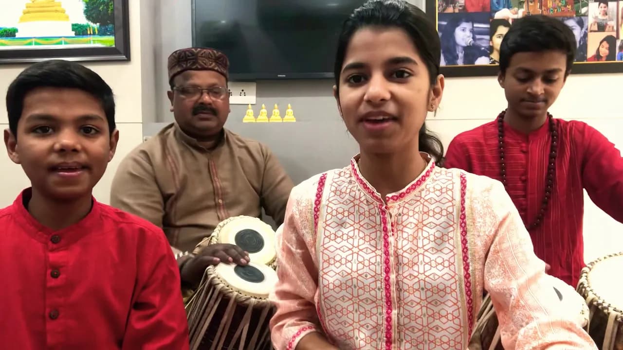 Mithila me raam khele holi- Maithili Thakur, Pt. Bhola Verma, Rishav Thakur, Ayachi Thakur
