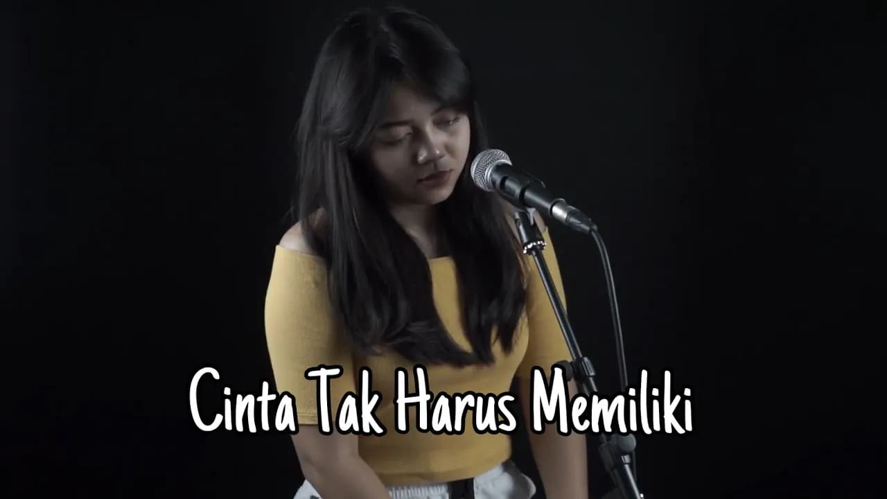 CINTA TAK HARUS MEMILIKI ST 12 (LIRIK) LIA MAGDALENA COVER