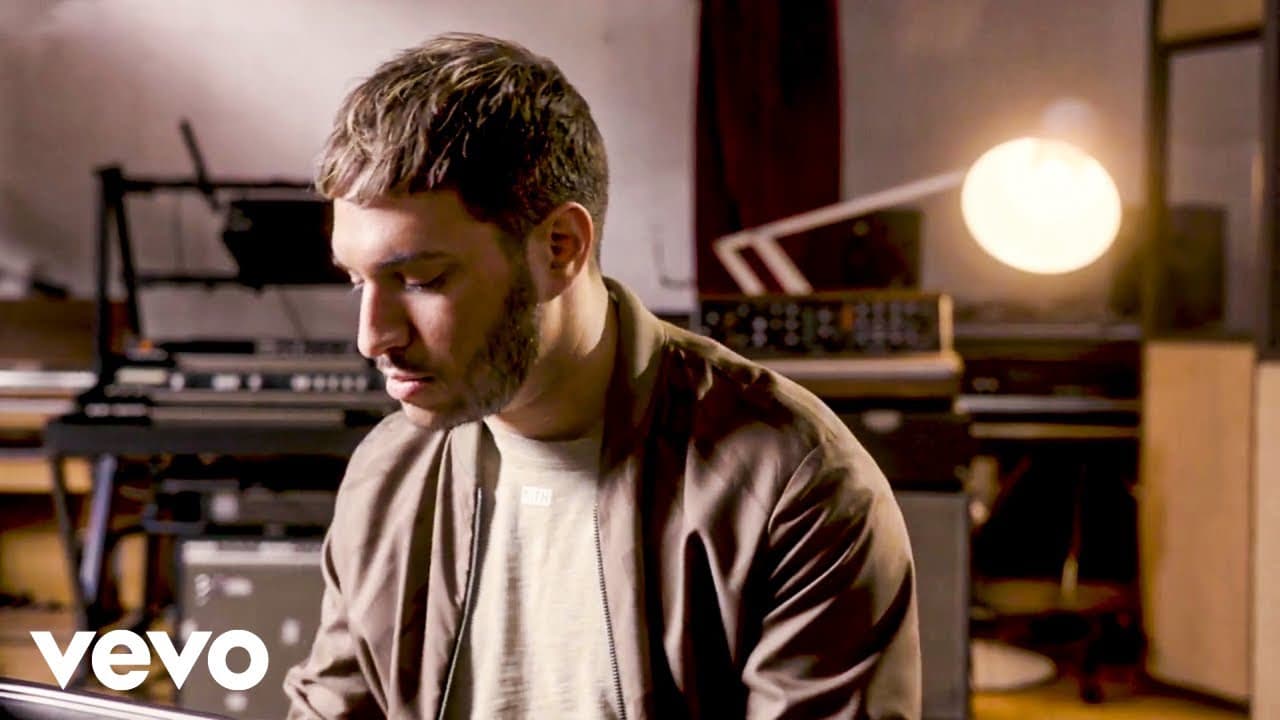 Jonas Blue - What I Like About You ft. Theresa Rex (Acoustic Video)