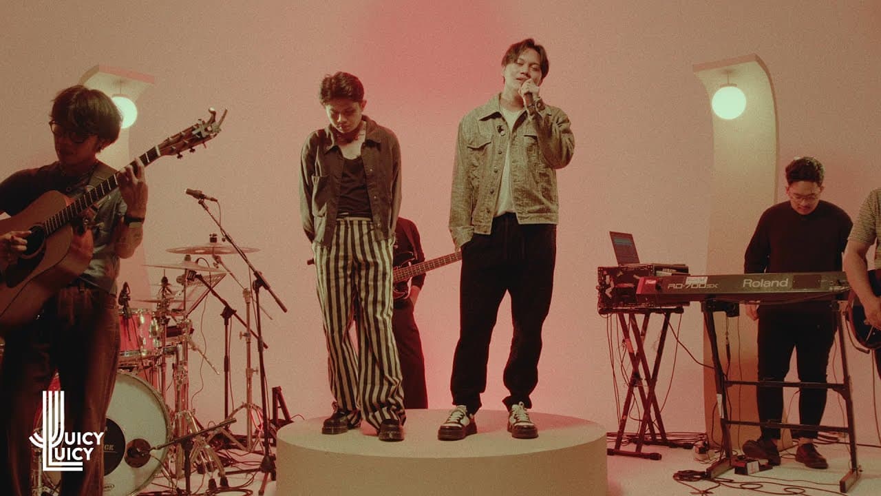 Juicy Luicy feat. Rizky Febian - HAHAHA (Live Performance)