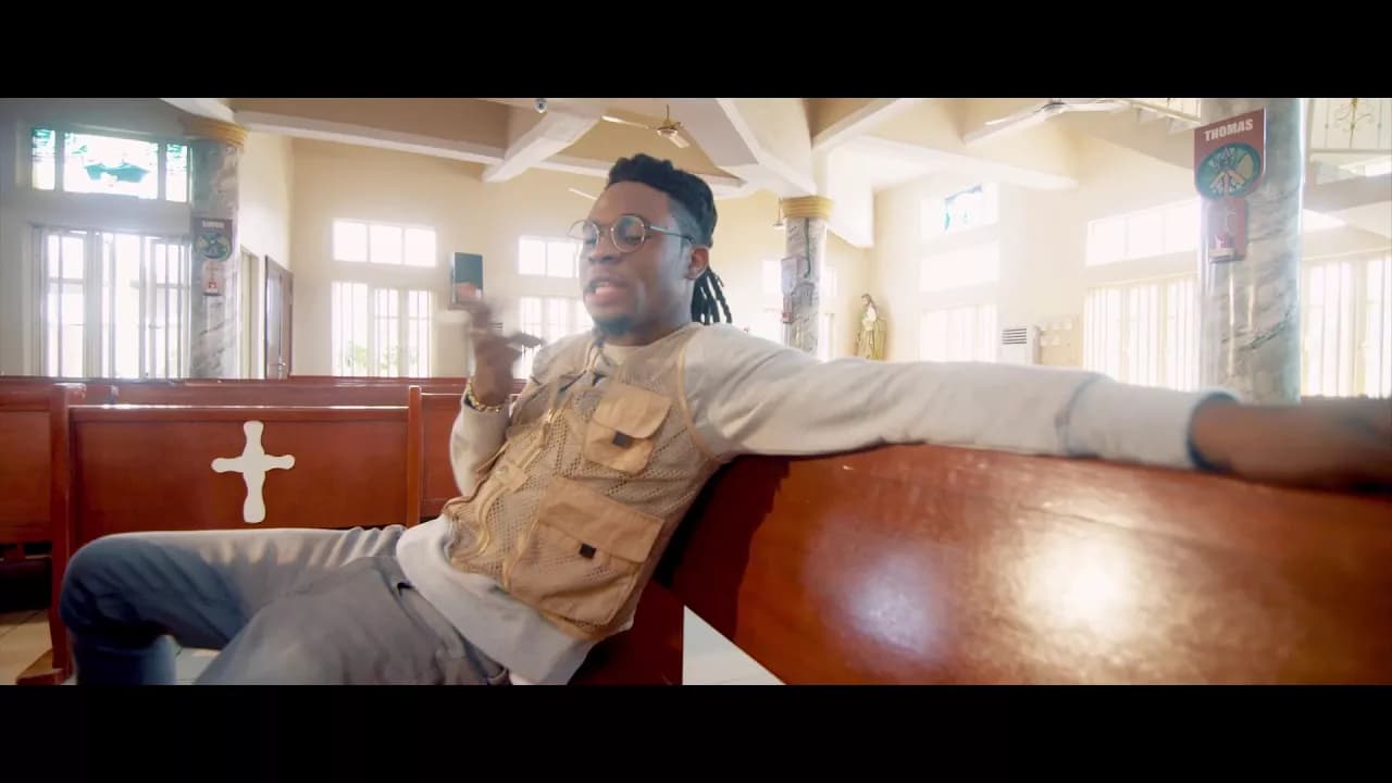 Man No Be God (featuring Charass) - Larry Gaaga