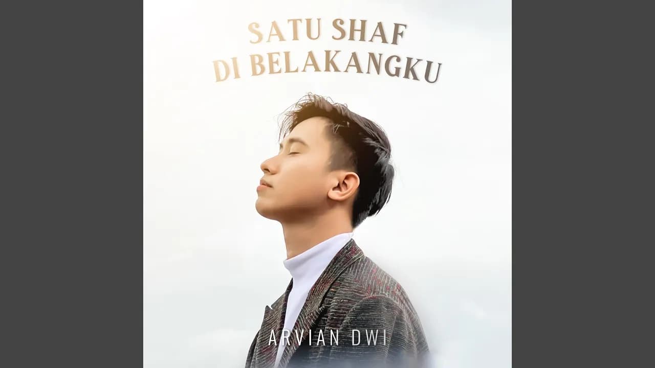 Satu Shaf Di Belakangku