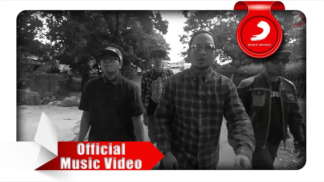 Fade2Black - Pasti Bisa! (Official Music Video)