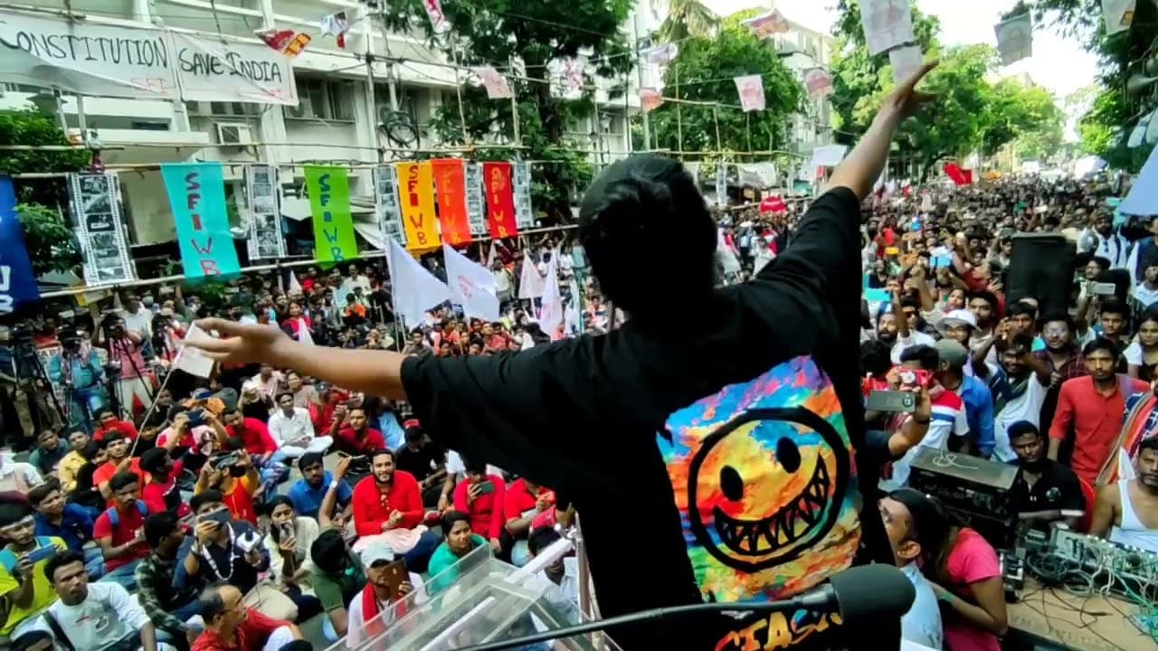 Arko Mukhaerjee | S F I All India March | College Street | Kaushik Kabir Ghosh