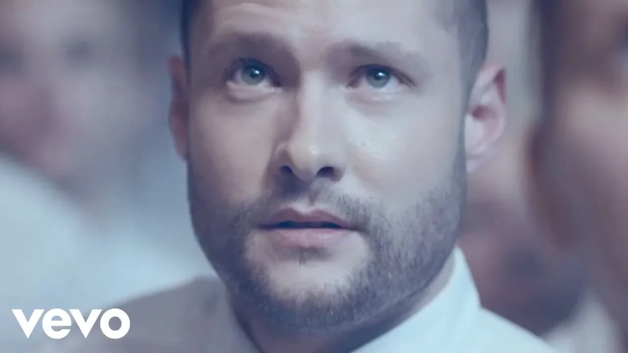 Calum Scott - Dancing On My Own (Official Video)