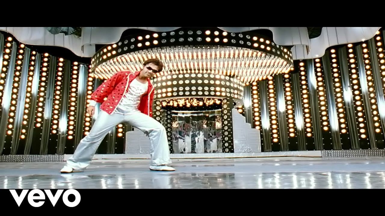 Silambattam - Vechukkava Video | Yuvanshankar Raja| STR