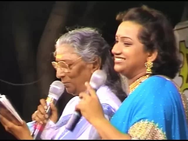 Oru Kili Uruguthu Live | S Janaki & Kalpana