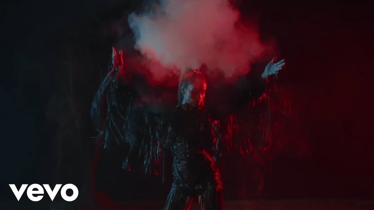 Cinta Laura Kiehl - Vida (Official Music Video)