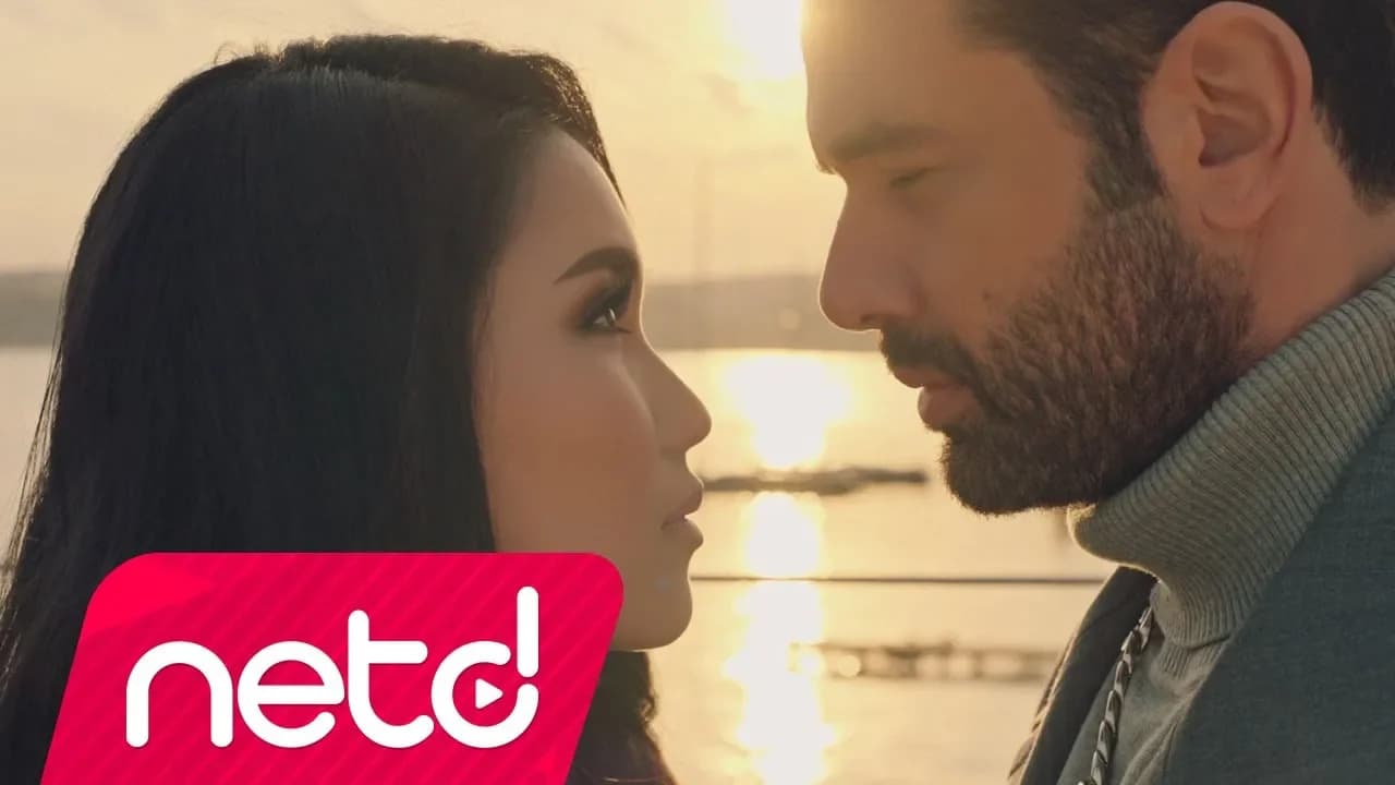 Ayu Ting Ting feat. Keremcem - Apalah Cinta