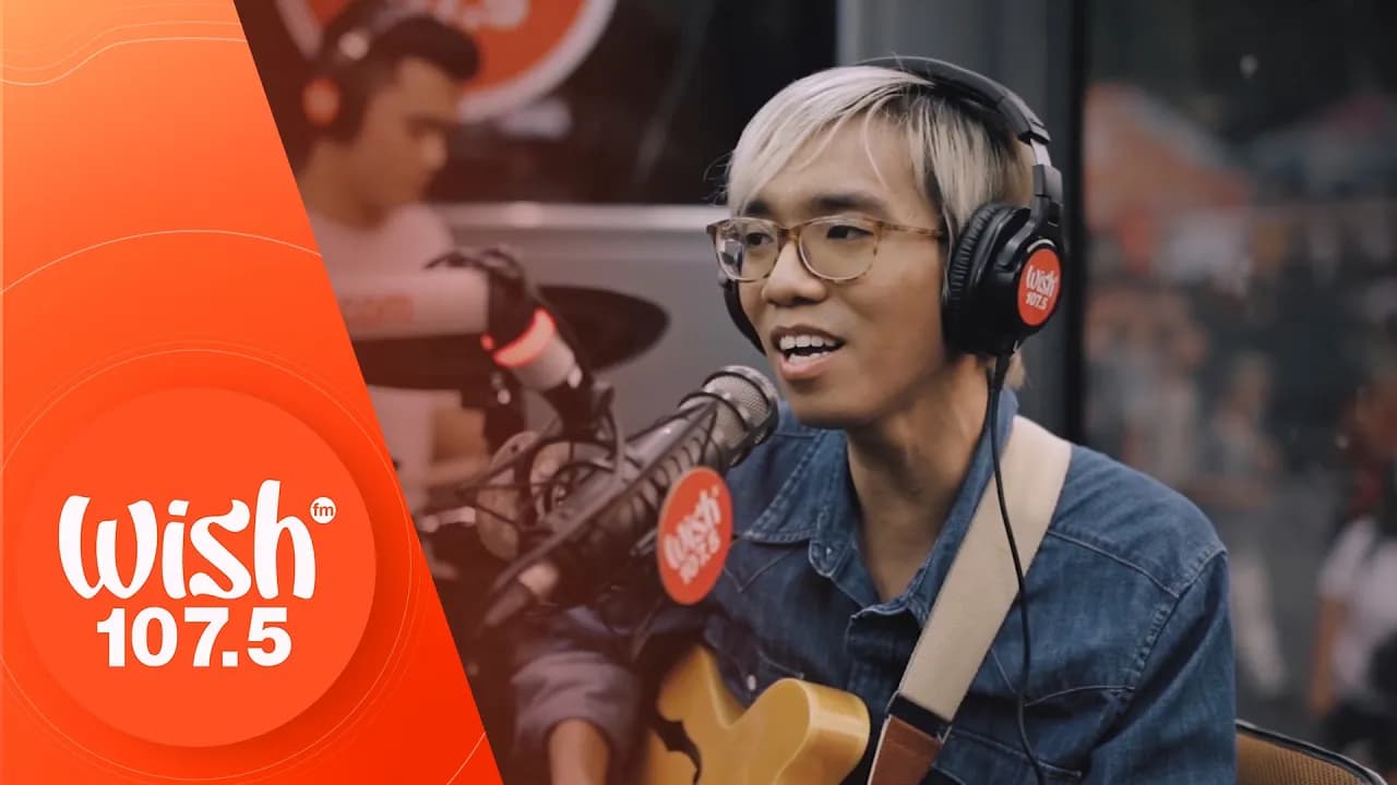 Munimuni performs "Bawat Piyesa" LIVE on Wish 107.5 Bus