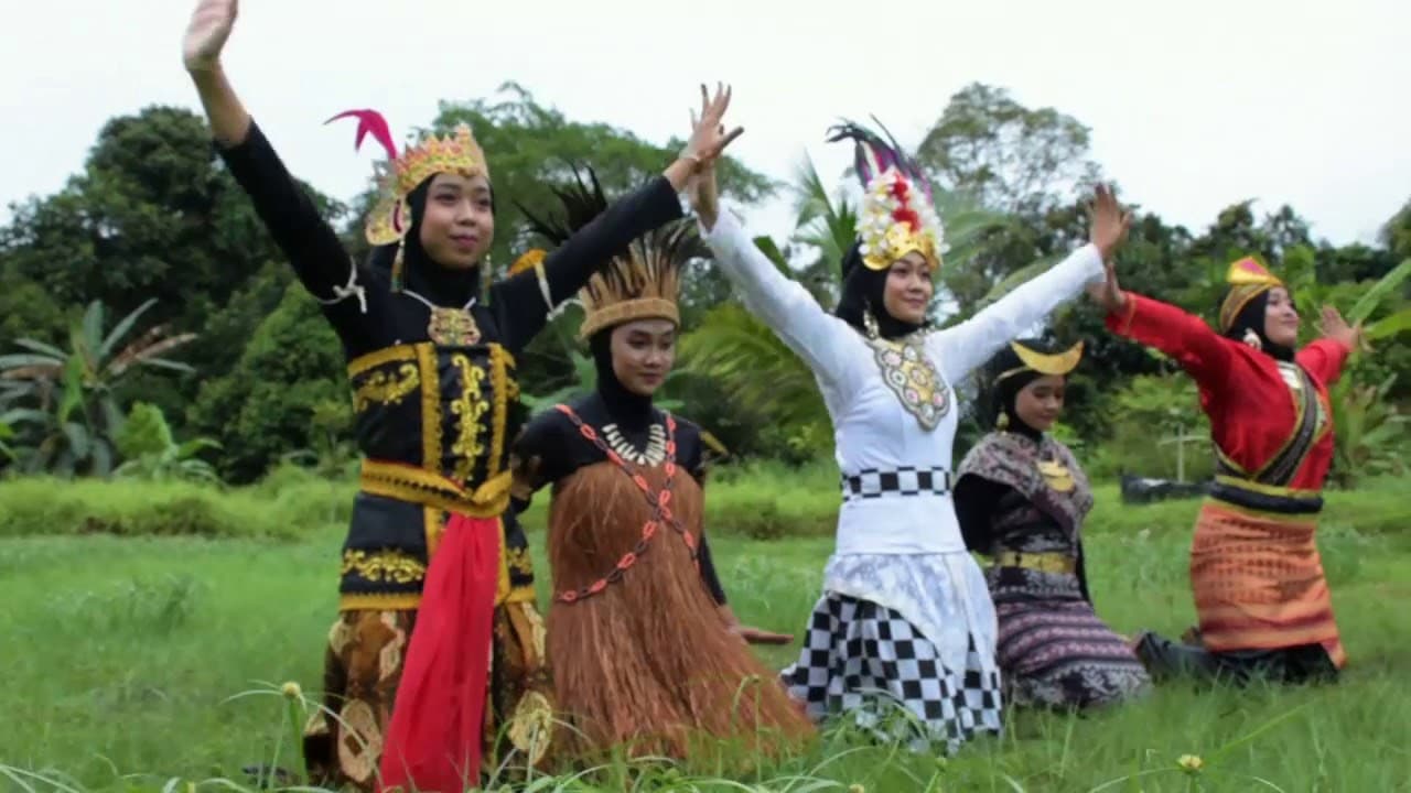 Tari Nusantara - Epic Medley Indonesian Culture Dance - Music by Alffy Rev koreo by Ayu Nur Hidayah