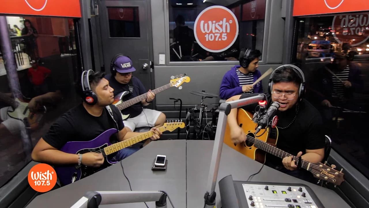 Agsunta covers 'Wag na 'Wag Mong Sasabihin (Kitchie Nadal) LIVE on Wish 107.5 Bus