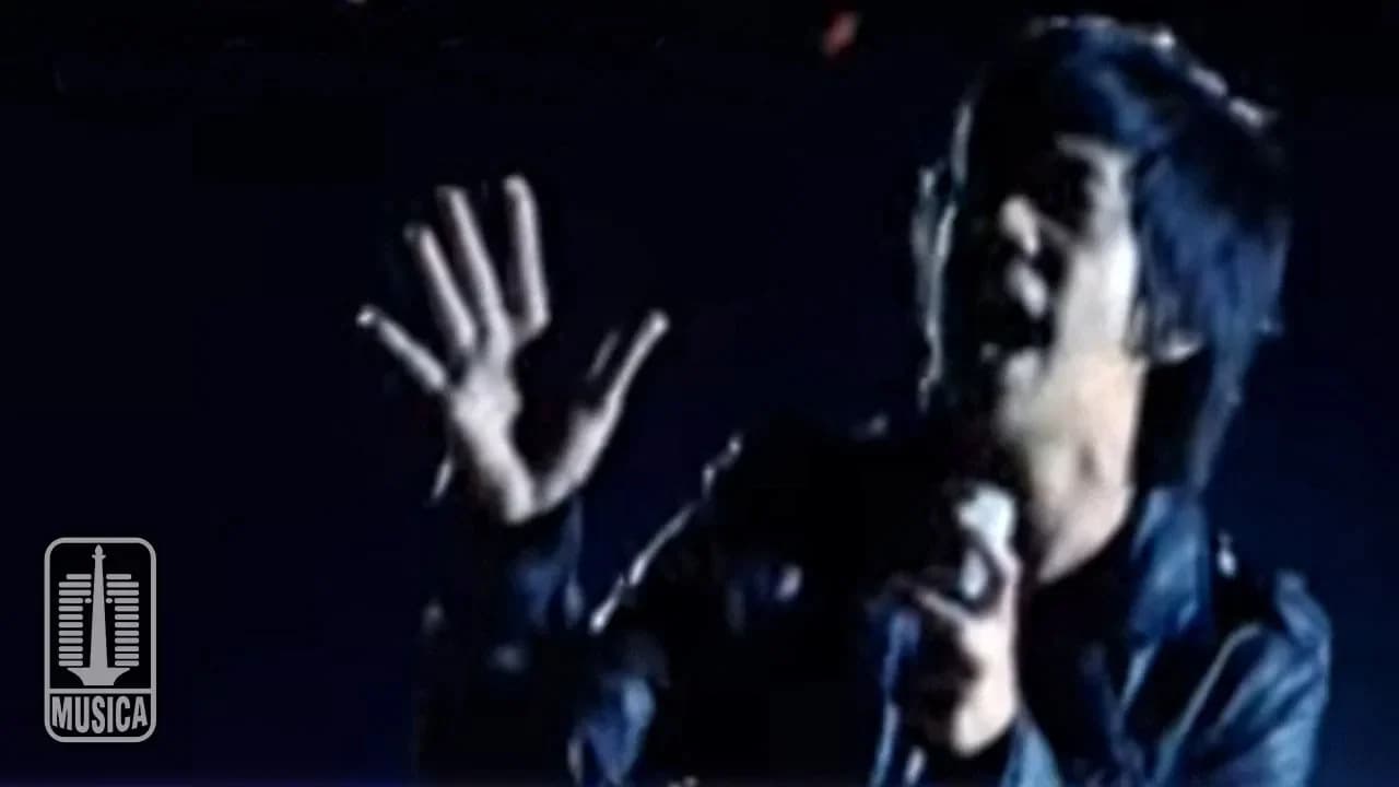 D'MASIV - Semakin (Official Music Video)