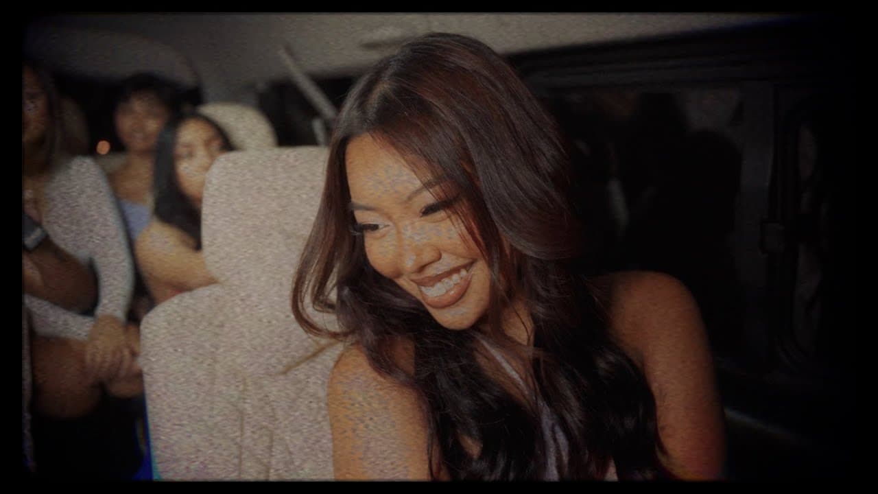 Denise Julia - twin flames (feat. thá»§y) (Official Lyric Video)