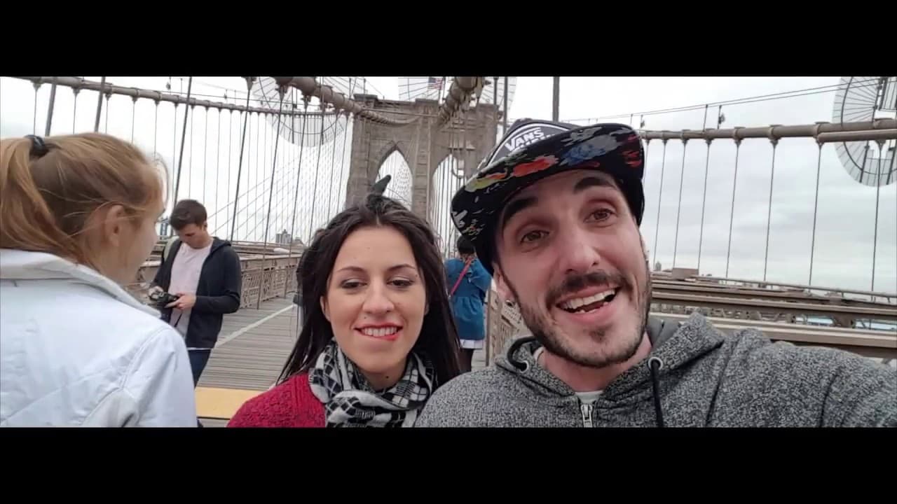 Maki (feat. María Artés Lamorena) - Loca (Videoclip Oficial)