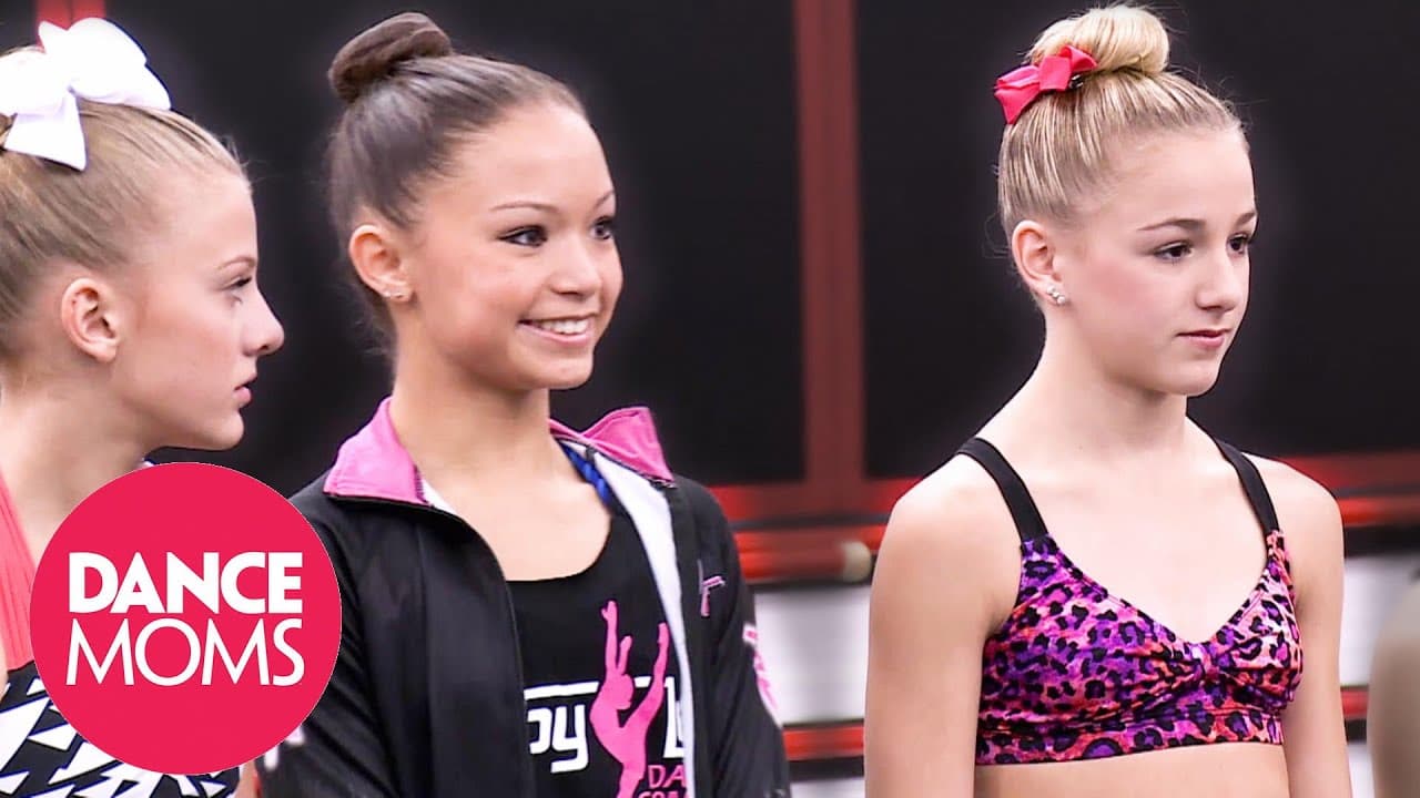 "Nobody is Gonna Beat You!" New Chloe vs. Old Chloe (Season 4 Flashback) | Dance Moms