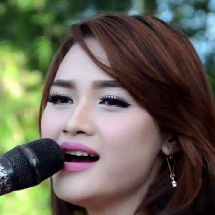 Arlida Putri