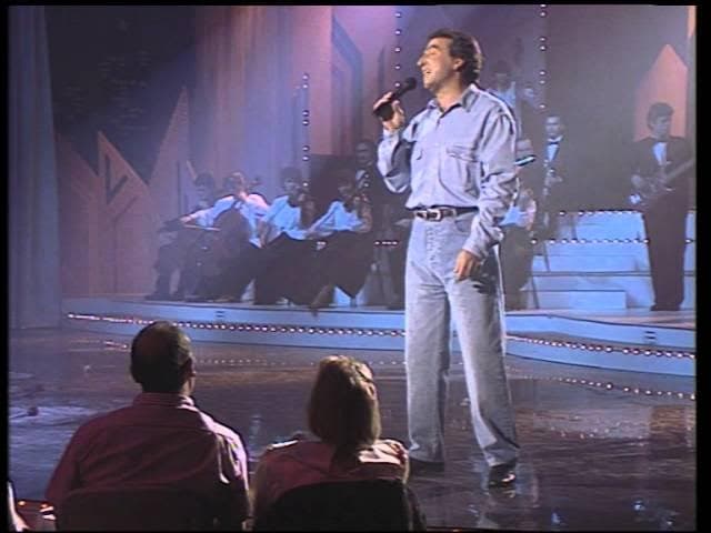 JOSE LUIS PERALES "LE LLAMABAN LOCA"