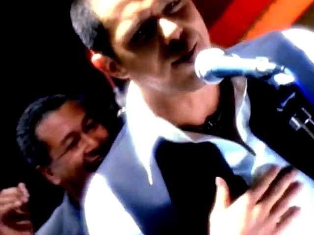 Alejandro Sanz - Corazon Partio [Latin Mix] (Official Music Video)