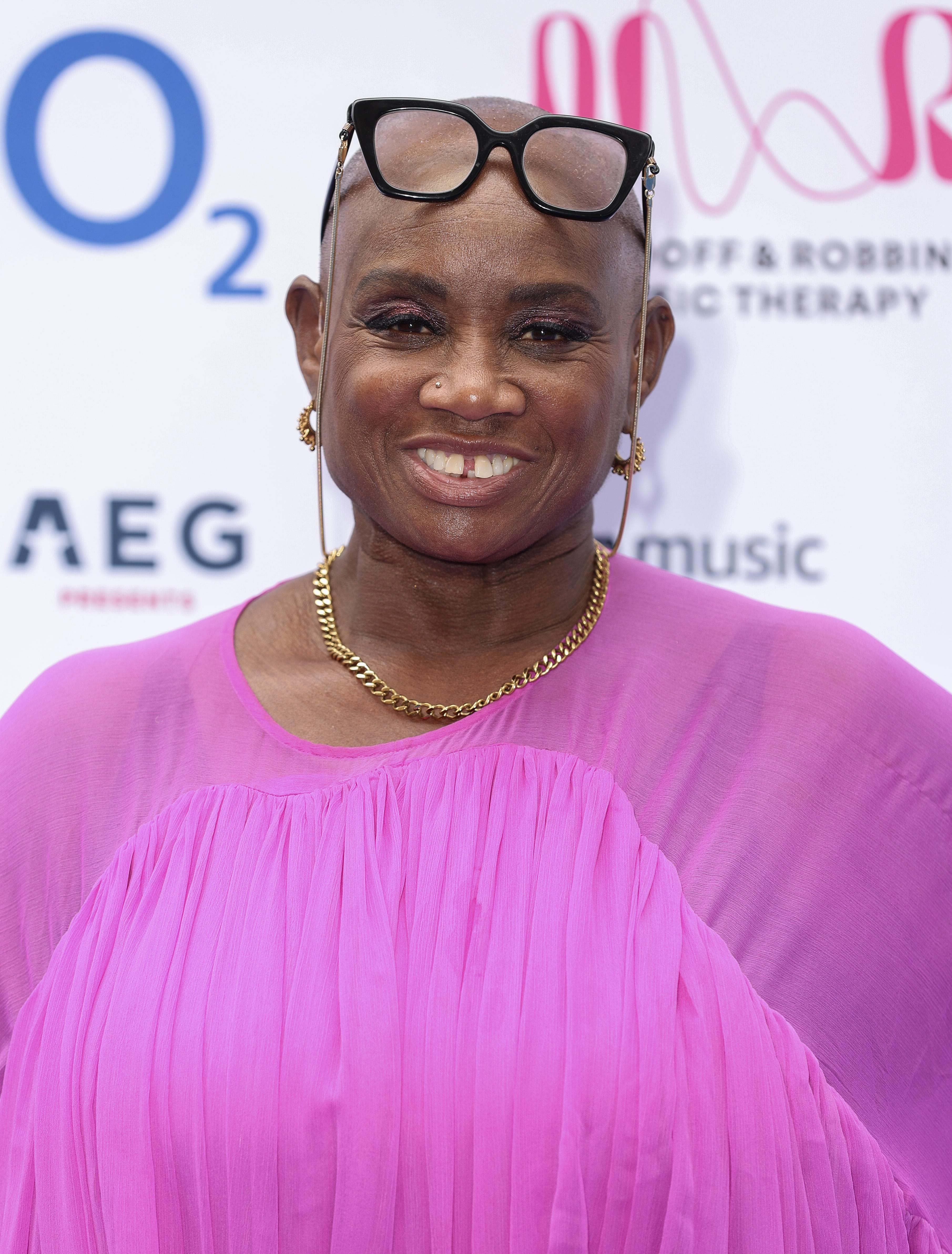 Andi Oliver