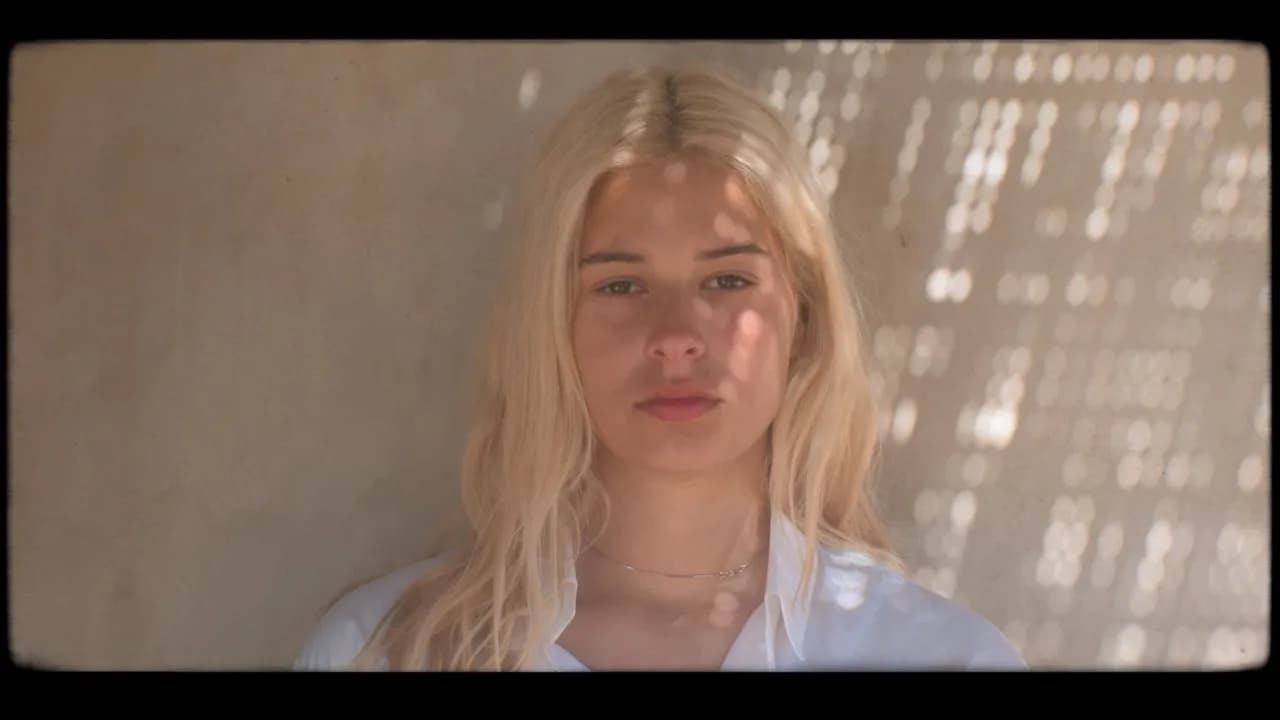 DORA - Call Me Back (Official Video)