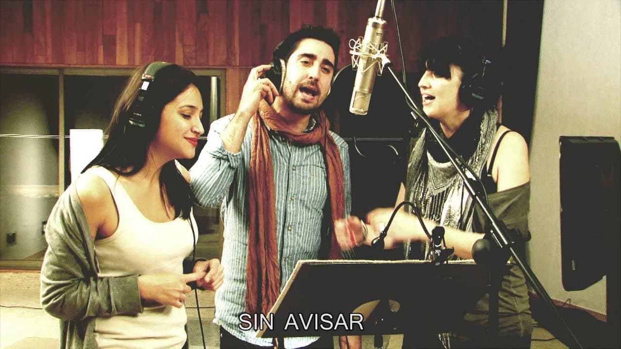 Alex Ubago- Dueños de este mundo feat Georgina y Susana de Efecto Mariposa