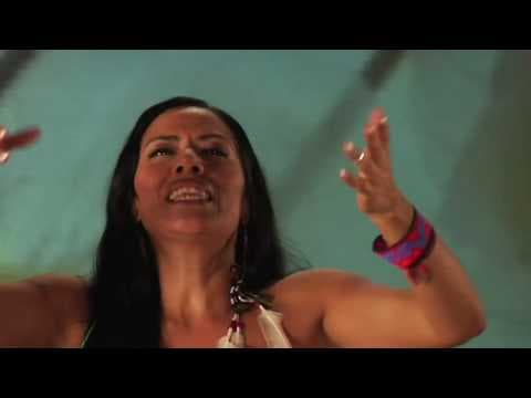 Ojo de Culebra - Lila Downs y Lamari (Chambao)