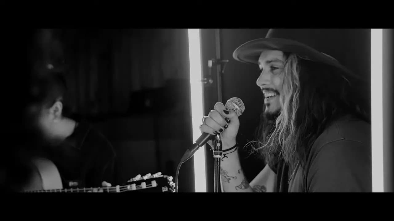 Paul Alone - Me olvidé de lo bueno feat. Lin Cortés (Naked Sessions)