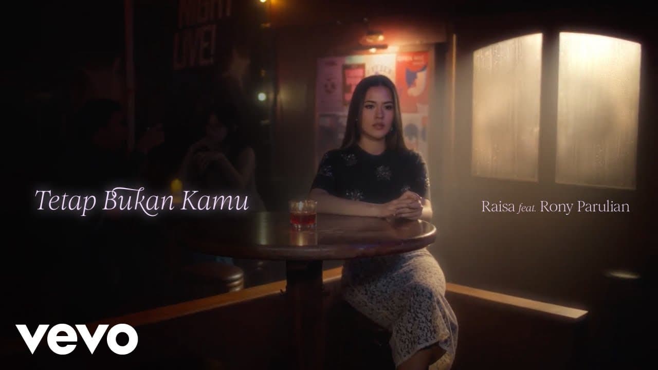 Raisa, Rony Parulian - Tetap Bukan Kamu (Official Music Video)